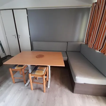 Camping Du Nizour Sireuil  Extérieur photo