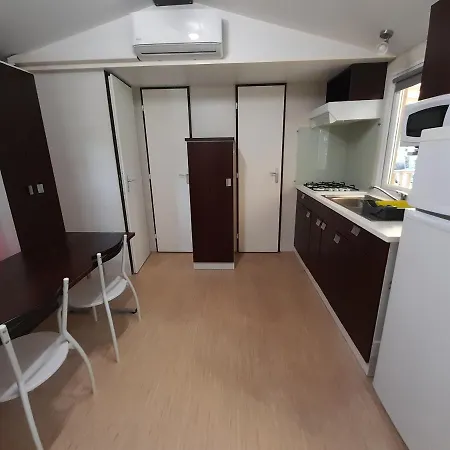 Camping Du Nizour Sireuil  Extérieur photo