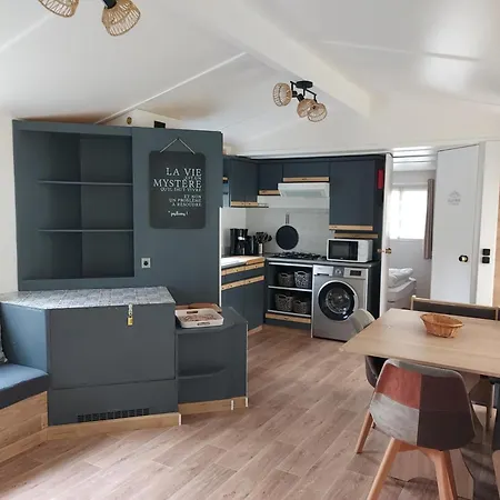 Camping Du Nizour Sireuil  Extérieur photo